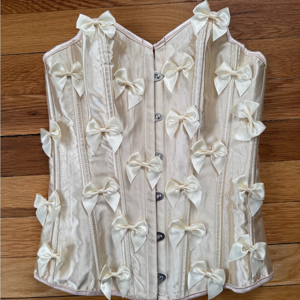 Elegant Cream Corset with Bows